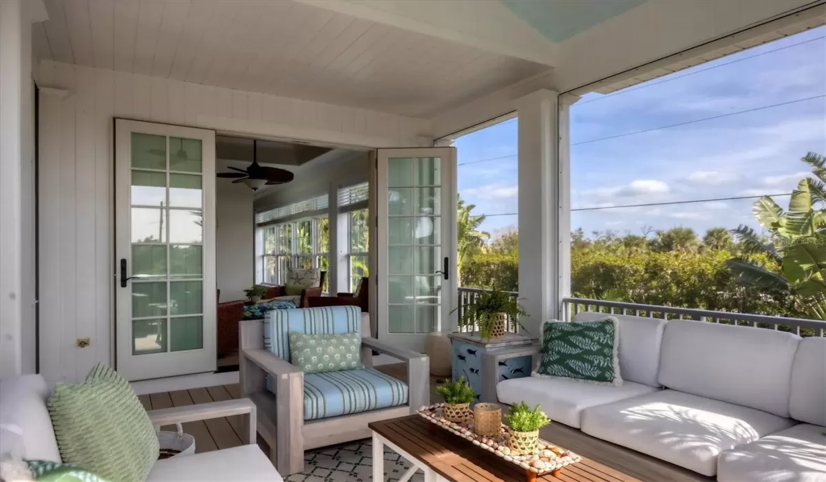 3 Bedrooms Bedrooms, 0 ,3 BathroomsBathrooms,Residential Lease,For Sale,0,D6143545