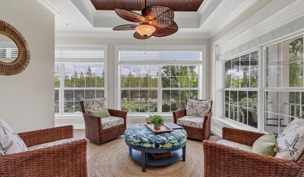 3 Bedrooms Bedrooms, 0 ,3 BathroomsBathrooms,Residential Lease,For Sale,0,D6143545