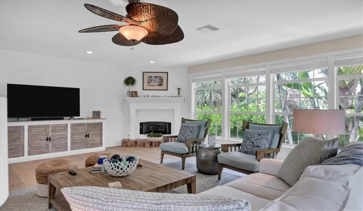 3 Bedrooms Bedrooms, 0 ,3 BathroomsBathrooms,Residential Lease,For Sale,0,D6143545