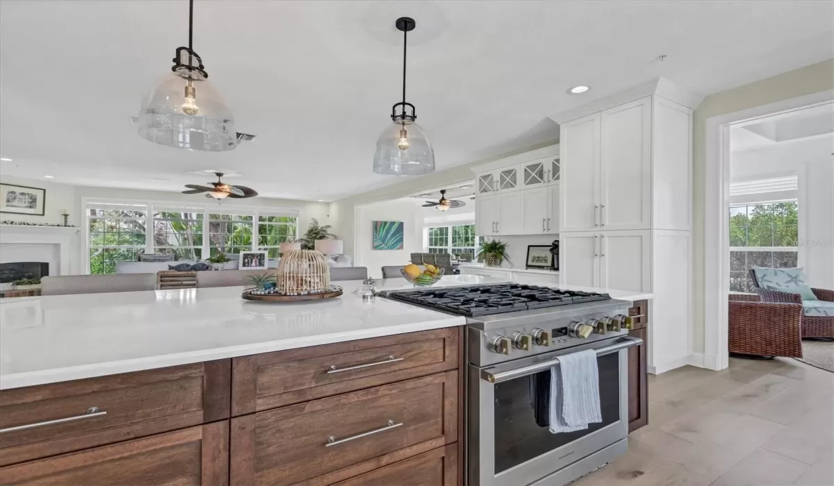 3 Bedrooms Bedrooms, 0 ,3 BathroomsBathrooms,Residential Lease,For Sale,0,D6143545