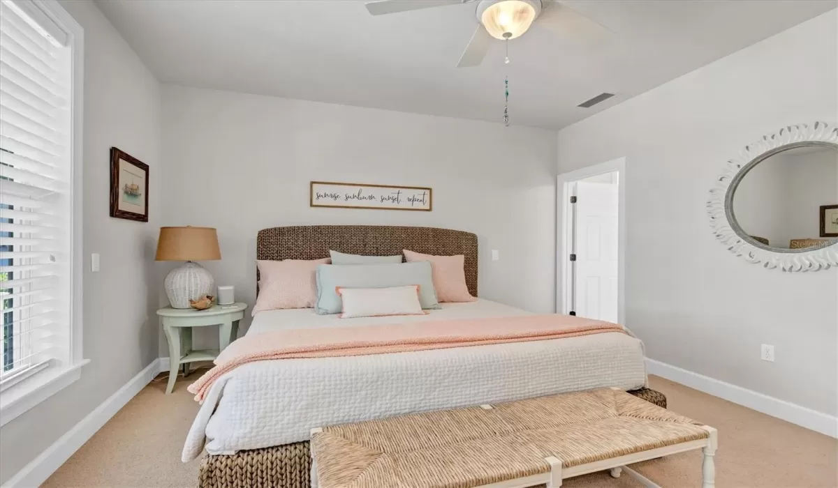 3 Bedrooms Bedrooms, 0 ,3 BathroomsBathrooms,Residential Lease,For Sale,0,D6143545