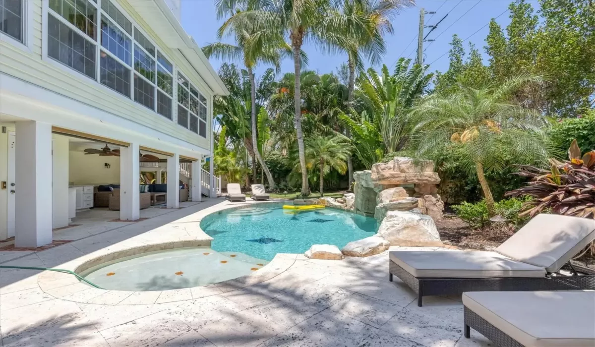3 Bedrooms Bedrooms, 0 ,3 BathroomsBathrooms,Residential Lease,For Sale,0,D6143545