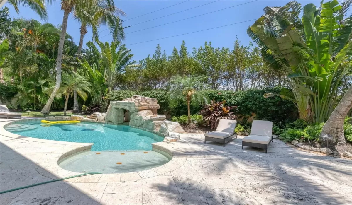 3 Bedrooms Bedrooms, 0 ,3 BathroomsBathrooms,Residential Lease,For Sale,0,D6143545