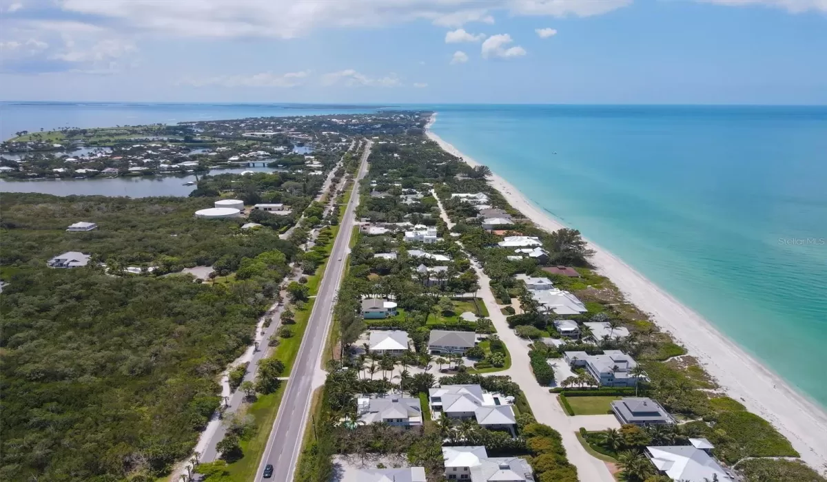3 Bedrooms Bedrooms, 0 ,3 BathroomsBathrooms,Residential Lease,For Sale,0,D6143545