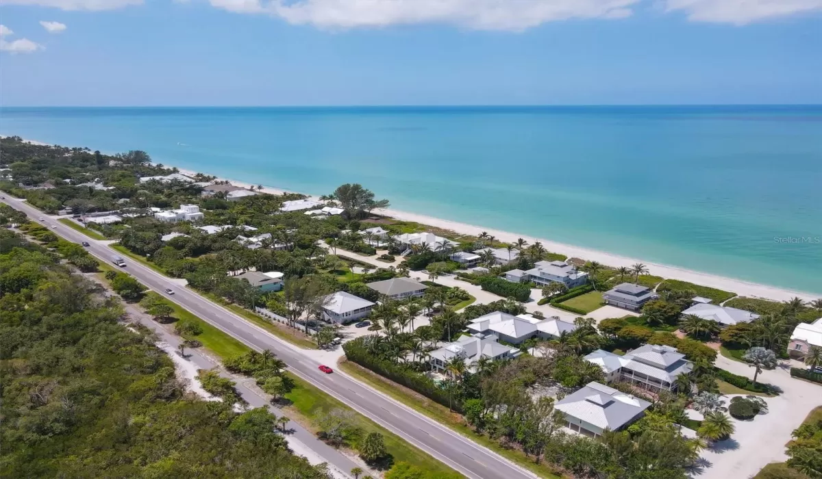3 Bedrooms Bedrooms, 0 ,3 BathroomsBathrooms,Residential Lease,For Sale,0,D6143545