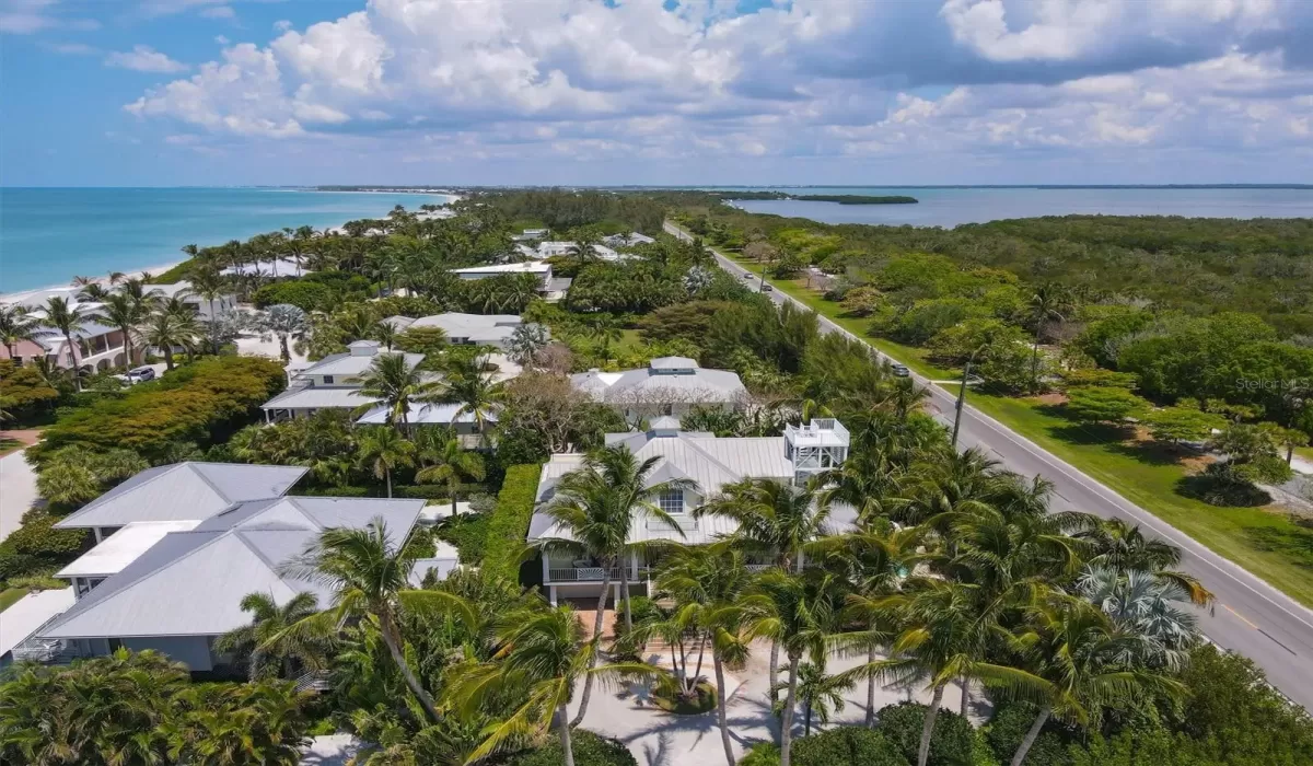 3 Bedrooms Bedrooms, 0 ,3 BathroomsBathrooms,Residential Lease,For Sale,0,D6143545