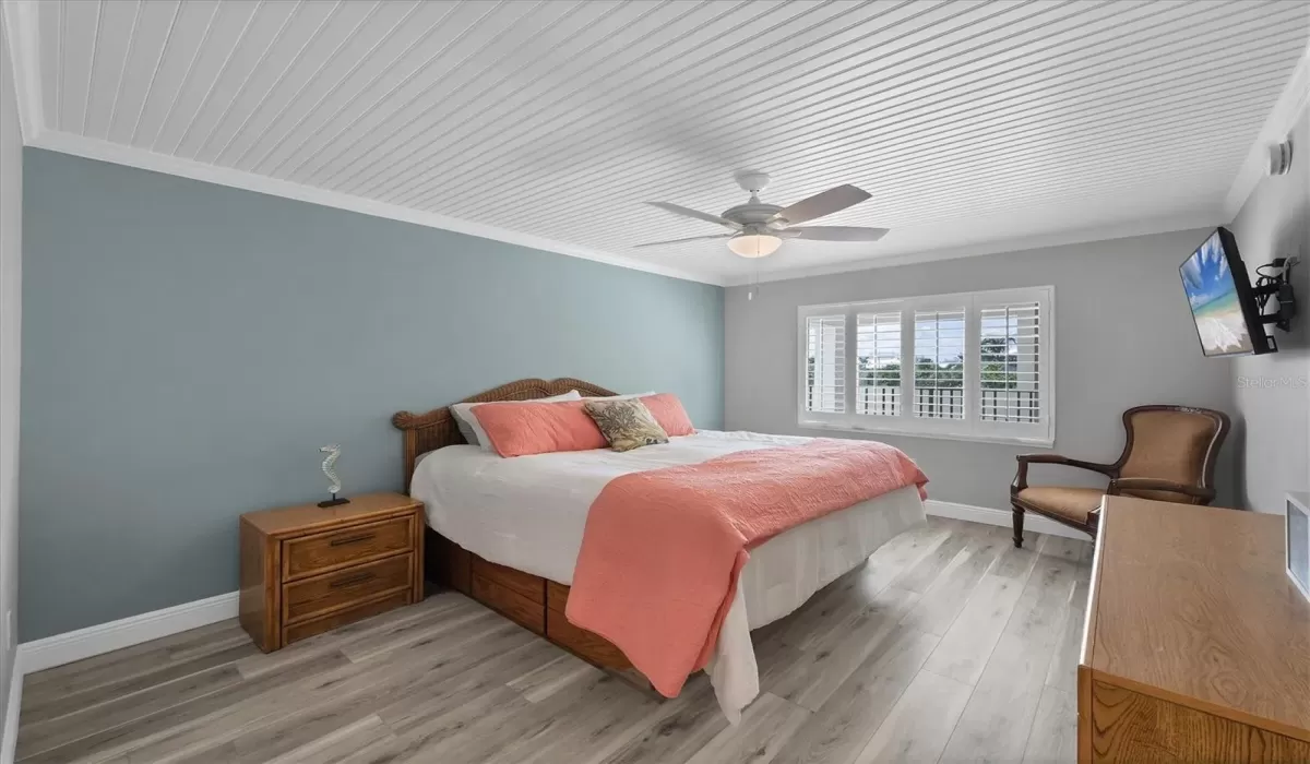 2 Bedrooms Bedrooms, 0 ,2 BathroomsBathrooms,Residential,For Sale,0,D6143628