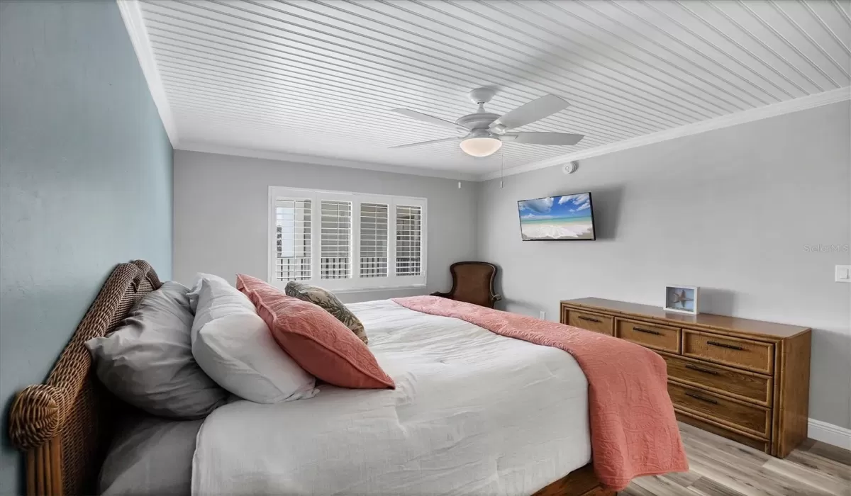 2 Bedrooms Bedrooms, 0 ,2 BathroomsBathrooms,Residential,For Sale,0,D6143628