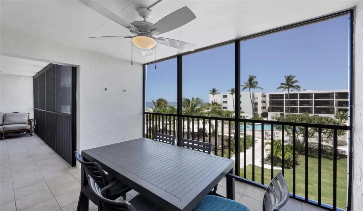 2 Bedrooms Bedrooms, 0 ,2 BathroomsBathrooms,Residential,For Sale,0,D6143628