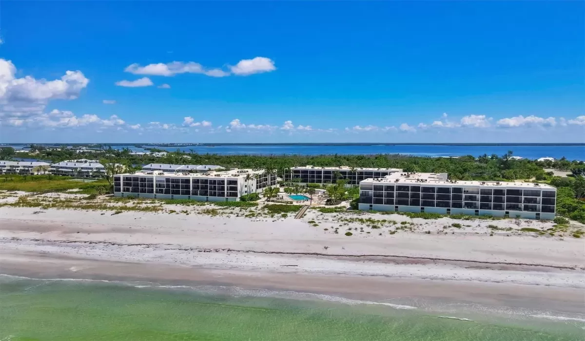 2 Bedrooms Bedrooms, 0 ,2 BathroomsBathrooms,Residential,For Sale,0,D6143628