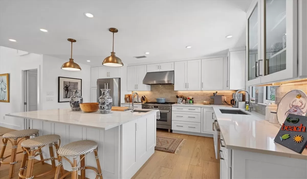 3 Bedrooms Bedrooms, 0 ,4 BathroomsBathrooms,Residential Lease,For Sale,0,D6143644