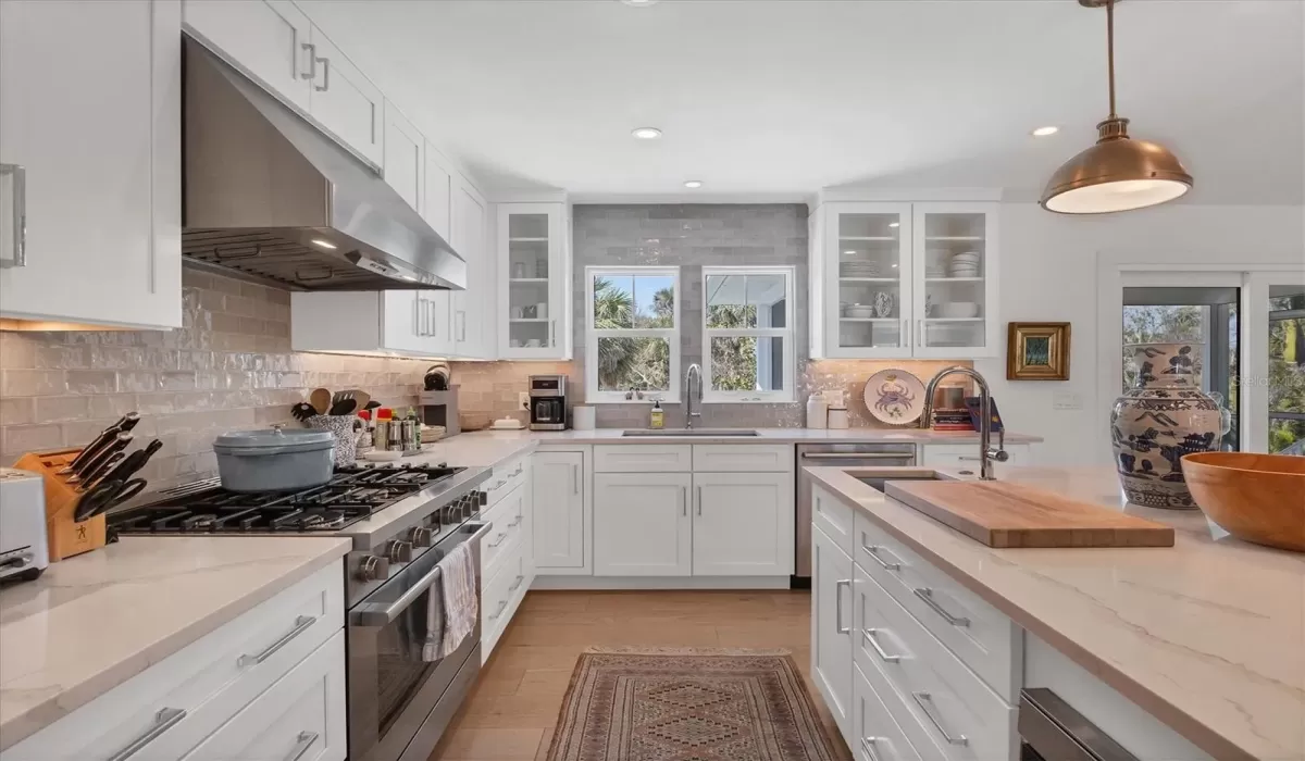 3 Bedrooms Bedrooms, 0 ,4 BathroomsBathrooms,Residential Lease,For Sale,0,D6143644