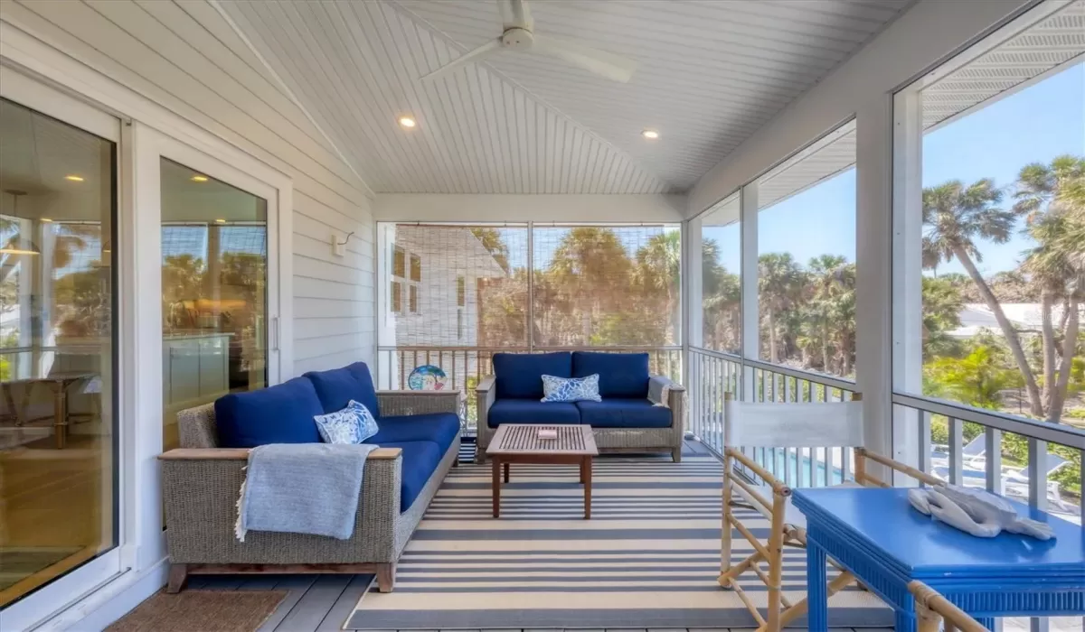 3 Bedrooms Bedrooms, 0 ,4 BathroomsBathrooms,Residential Lease,For Sale,0,D6143644