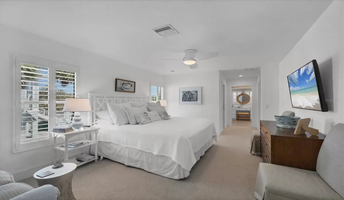 3 Bedrooms Bedrooms, 0 ,4 BathroomsBathrooms,Residential Lease,For Sale,0,D6143644