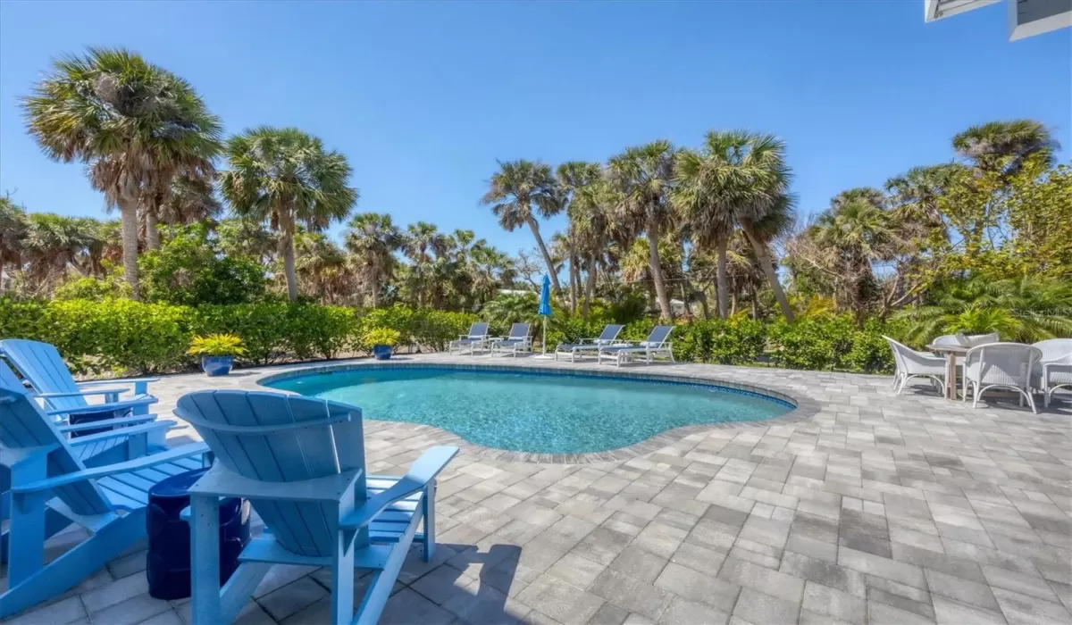 3 Bedrooms Bedrooms, 0 ,4 BathroomsBathrooms,Residential Lease,For Sale,0,D6143644