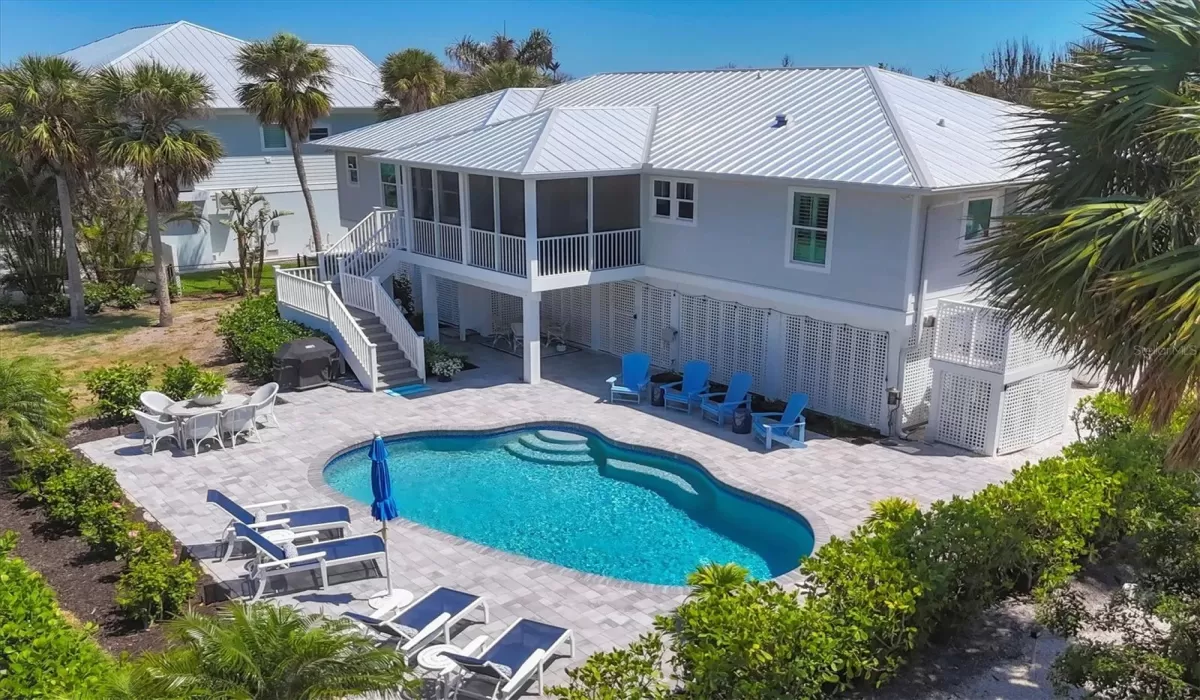 3 Bedrooms Bedrooms, 0 ,4 BathroomsBathrooms,Residential Lease,For Sale,0,D6143644