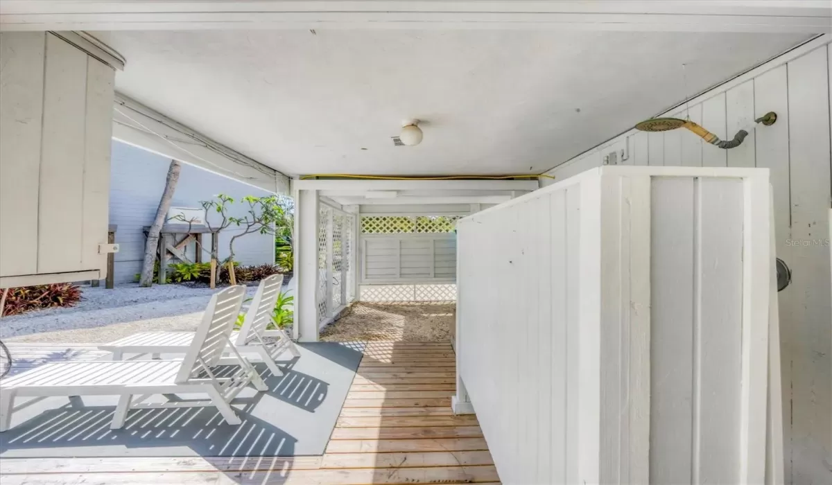 3 Bedrooms Bedrooms, 0 ,2 BathroomsBathrooms,Residential Lease,For Sale,0,D6143645