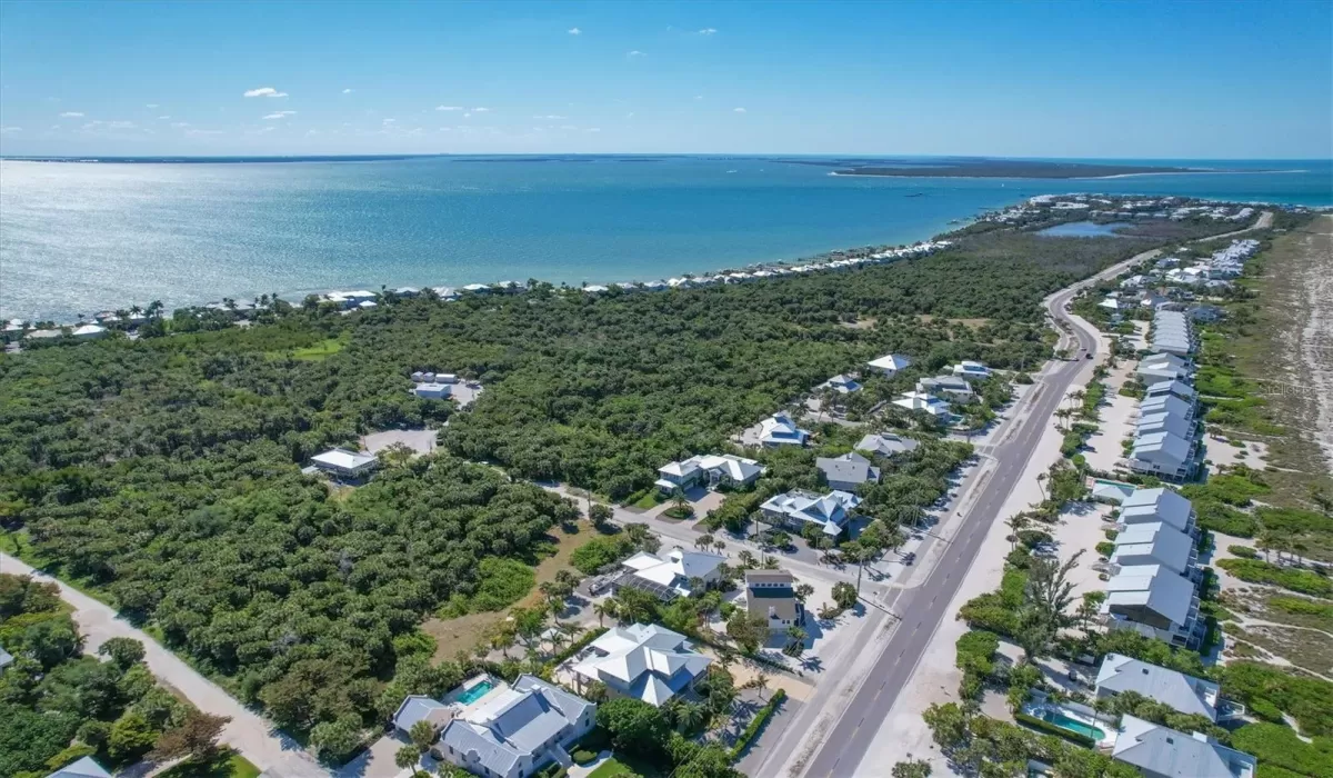 3 Bedrooms Bedrooms, 0 ,2 BathroomsBathrooms,Residential Lease,For Sale,0,D6143645
