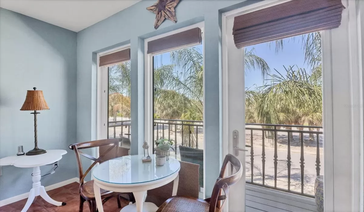 2 Bedrooms Bedrooms, 0 ,2 BathroomsBathrooms,Residential Lease,For Sale,0,D6143503