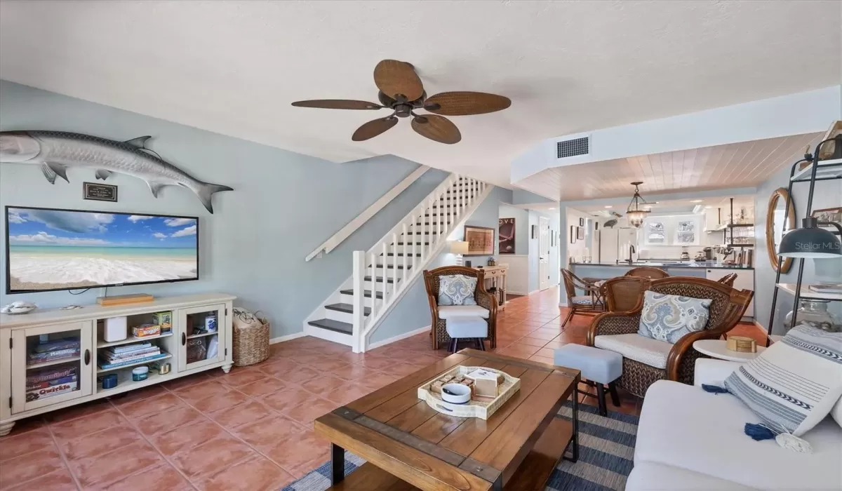 2 Bedrooms Bedrooms, 0 ,2 BathroomsBathrooms,Residential Lease,For Sale,0,D6143503