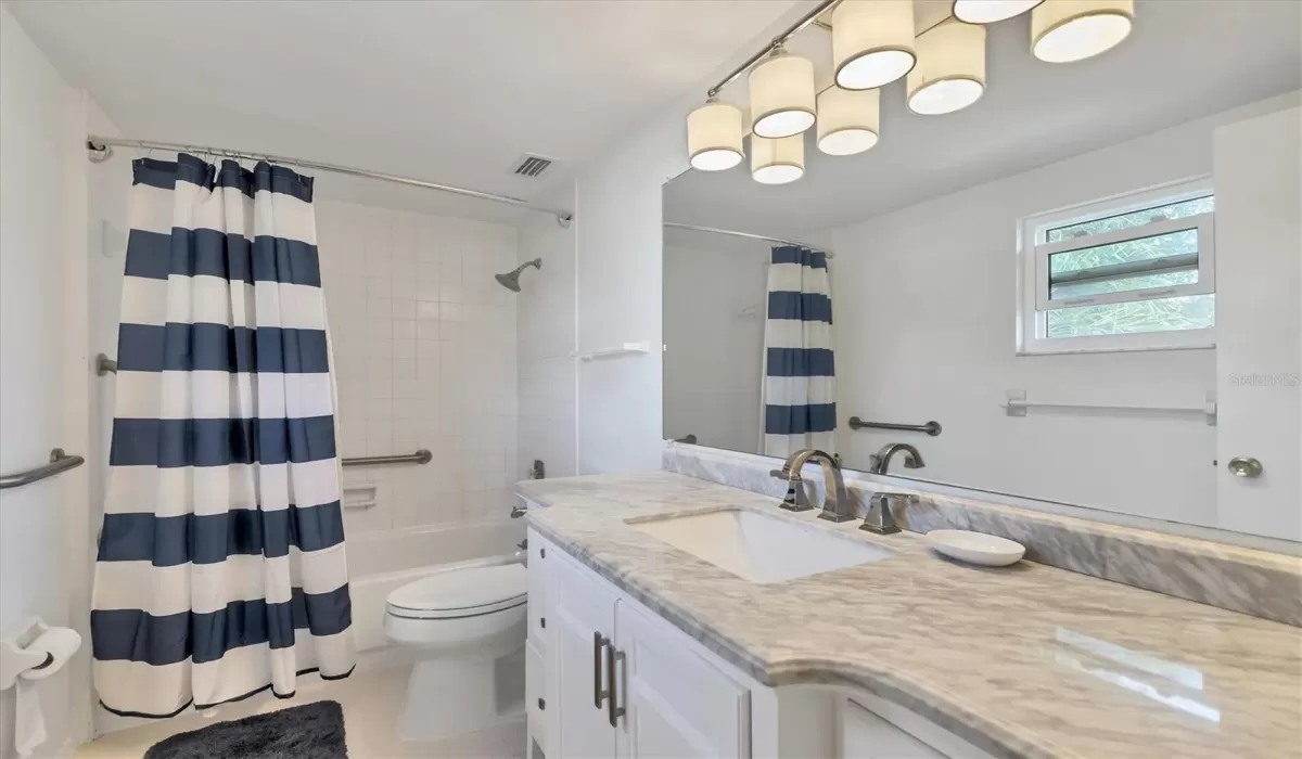 3 Bedrooms Bedrooms, 0 ,3 BathroomsBathrooms,Residential Lease,For Sale,0,D6143435