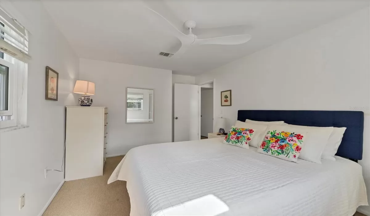 3 Bedrooms Bedrooms, 0 ,3 BathroomsBathrooms,Residential Lease,For Sale,0,D6143435