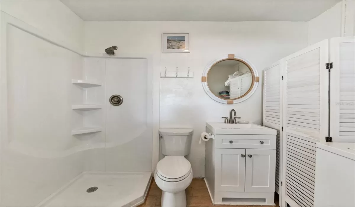 3 Bedrooms Bedrooms, 0 ,3 BathroomsBathrooms,Residential Lease,For Sale,0,D6143435