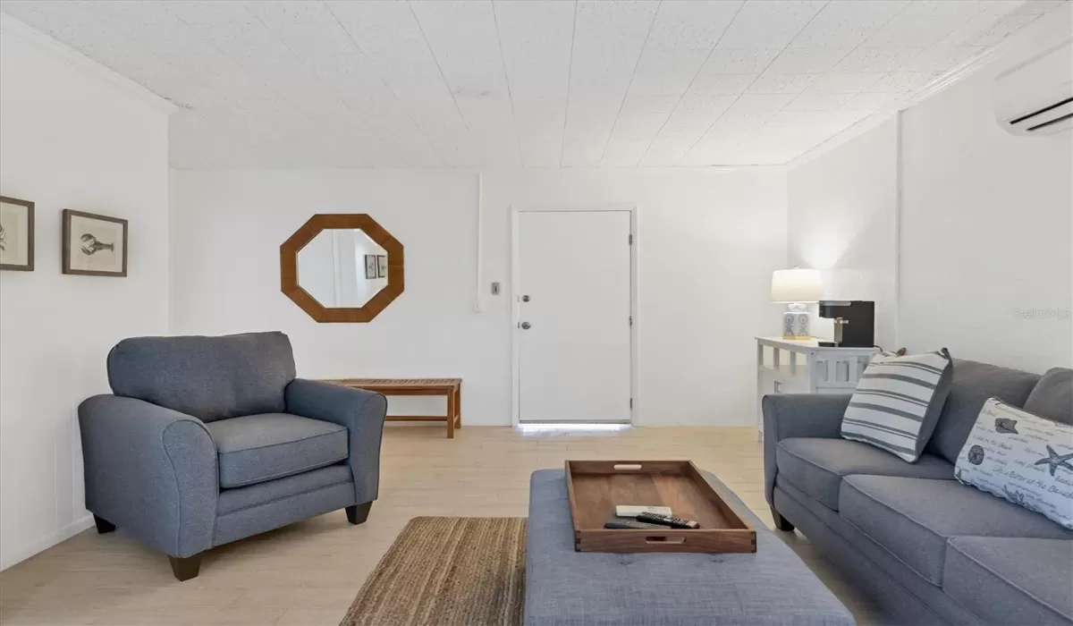 3 Bedrooms Bedrooms, 0 ,3 BathroomsBathrooms,Residential Lease,For Sale,0,D6143435