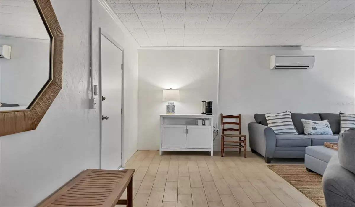 3 Bedrooms Bedrooms, 0 ,3 BathroomsBathrooms,Residential Lease,For Sale,0,D6143435