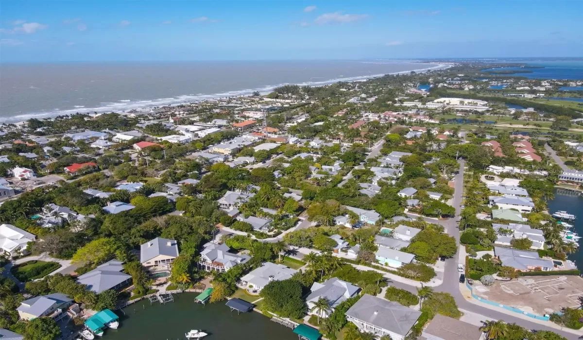 3 Bedrooms Bedrooms, 0 ,3 BathroomsBathrooms,Residential Lease,For Sale,0,D6143435
