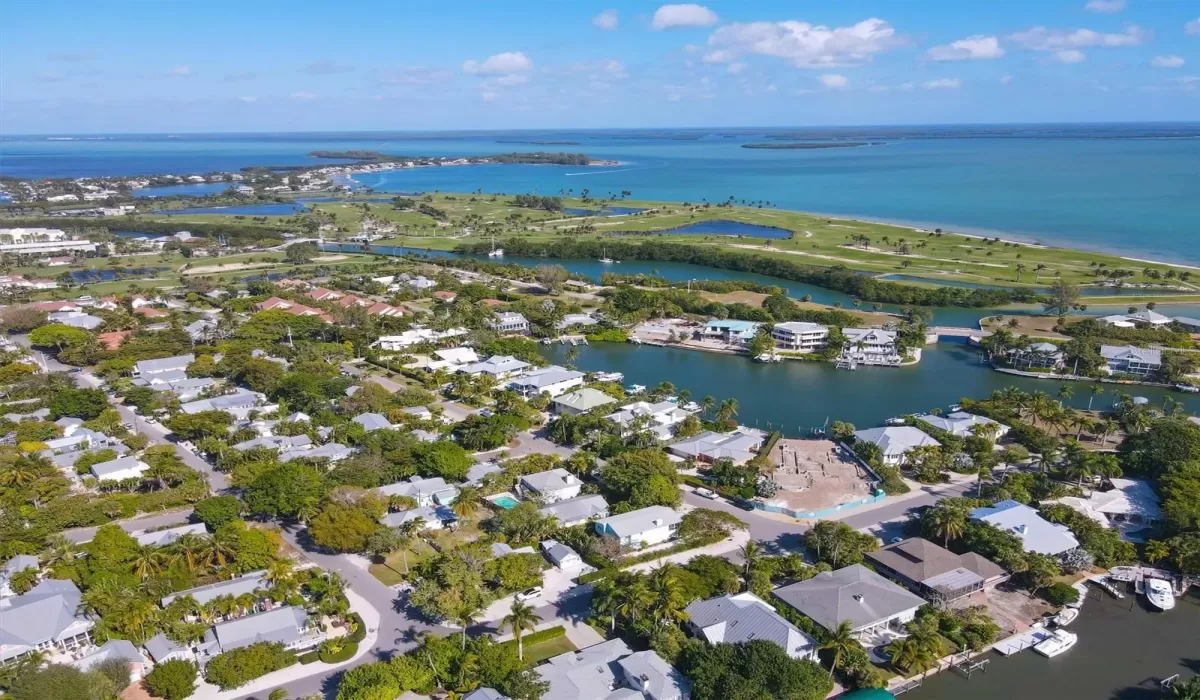 3 Bedrooms Bedrooms, 0 ,3 BathroomsBathrooms,Residential Lease,For Sale,0,D6143435