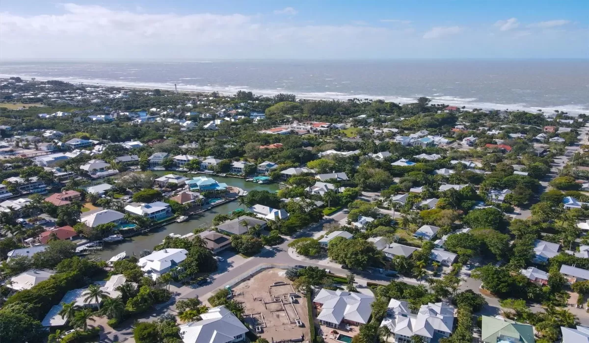 3 Bedrooms Bedrooms, 0 ,3 BathroomsBathrooms,Residential Lease,For Sale,0,D6143435