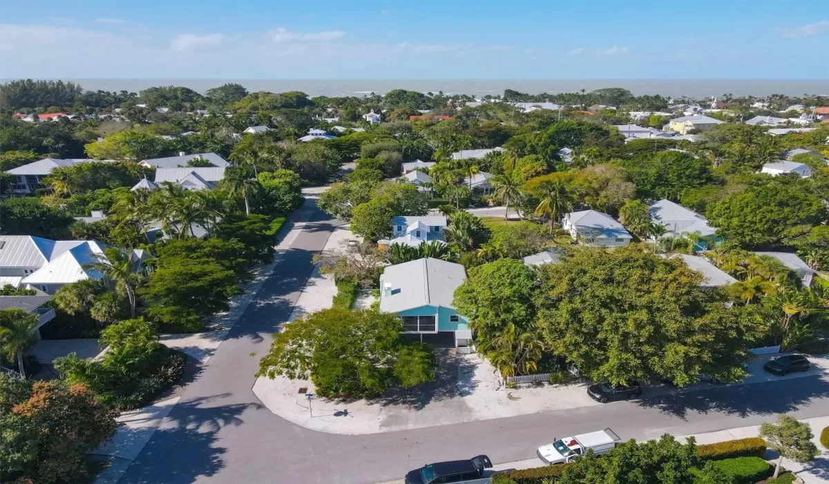 3 Bedrooms Bedrooms, 0 ,3 BathroomsBathrooms,Residential Lease,For Sale,0,D6143435