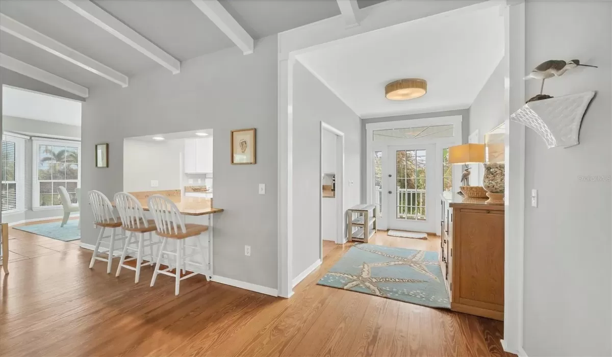 3 Bedrooms Bedrooms, 0 ,2 BathroomsBathrooms,Residential Lease,For Sale,0,D6143502