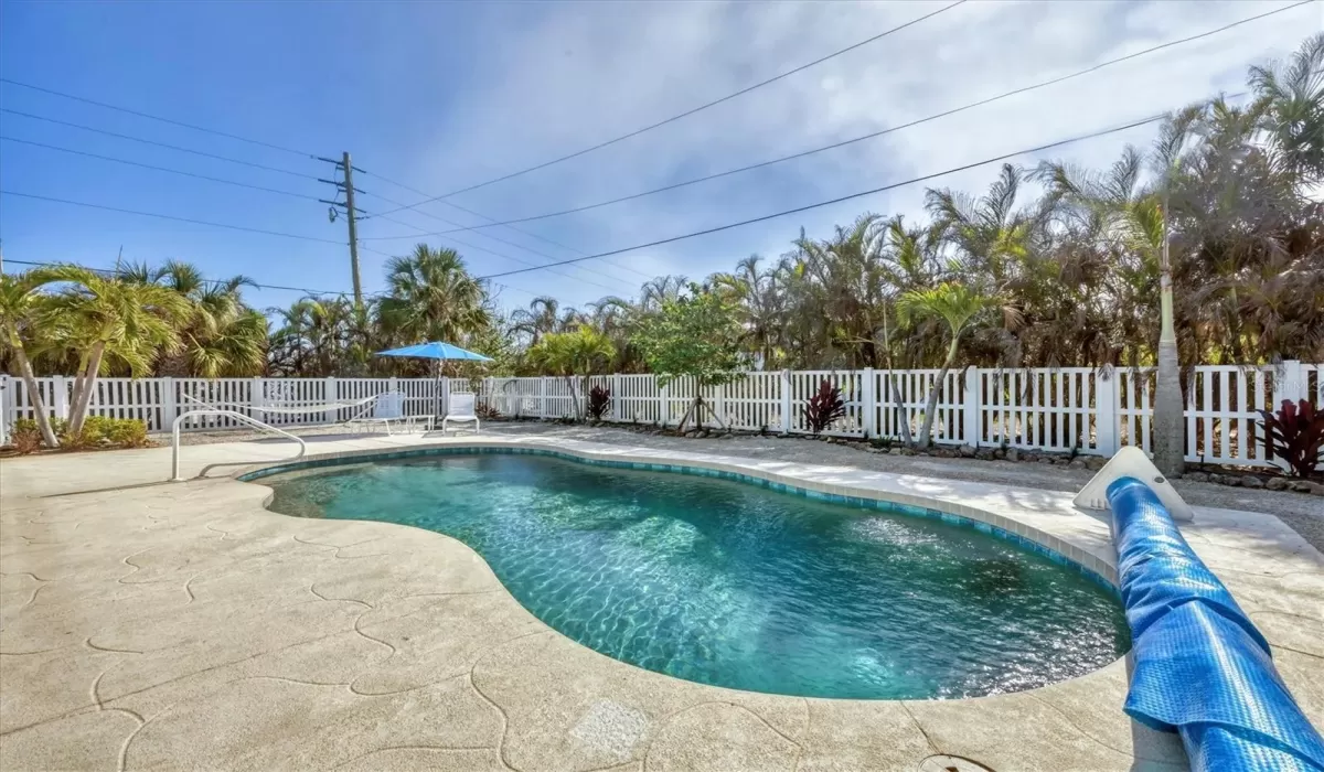 3 Bedrooms Bedrooms, 0 ,2 BathroomsBathrooms,Residential Lease,For Sale,0,D6143502