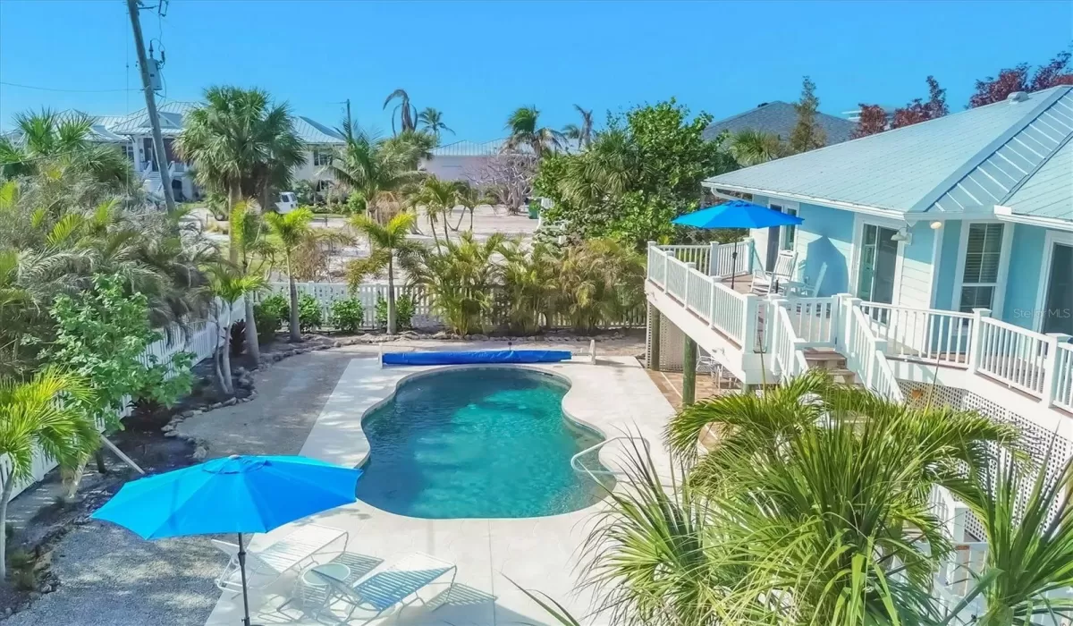 3 Bedrooms Bedrooms, 0 ,2 BathroomsBathrooms,Residential Lease,For Sale,0,D6143502