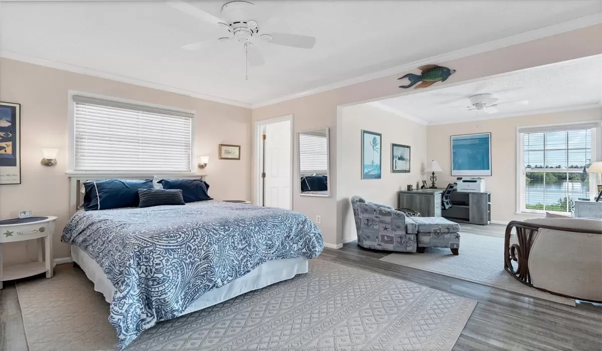2 Bedrooms Bedrooms, 0 ,2 BathroomsBathrooms,Residential Lease,For Sale,0,D6143522