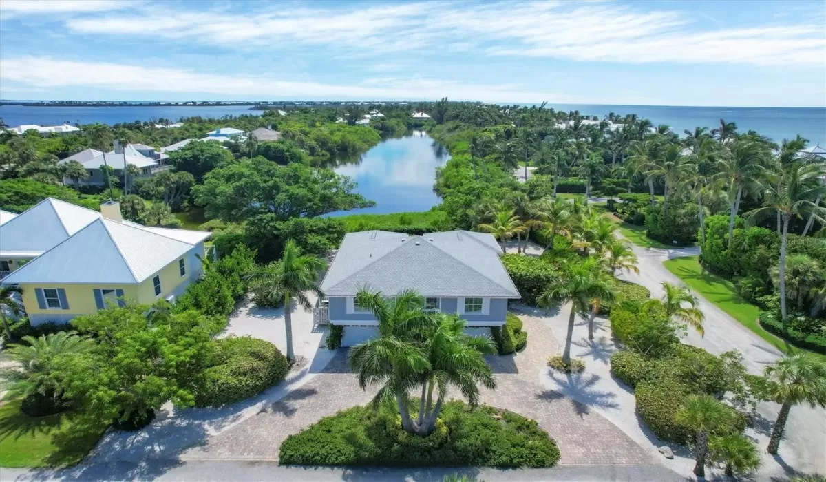 2 Bedrooms Bedrooms, 0 ,2 BathroomsBathrooms,Residential Lease,For Sale,0,D6143522