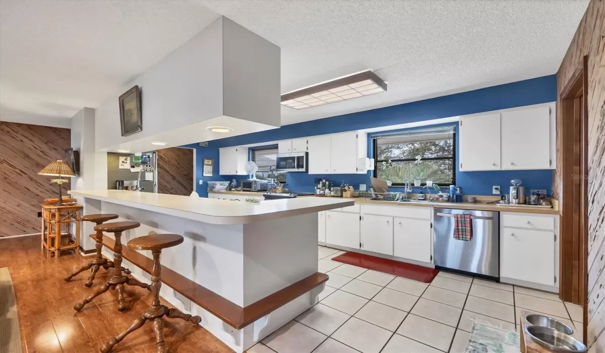 4 Bedrooms Bedrooms, 0 ,3 BathroomsBathrooms,Residential Lease,For Sale,0,D6143527