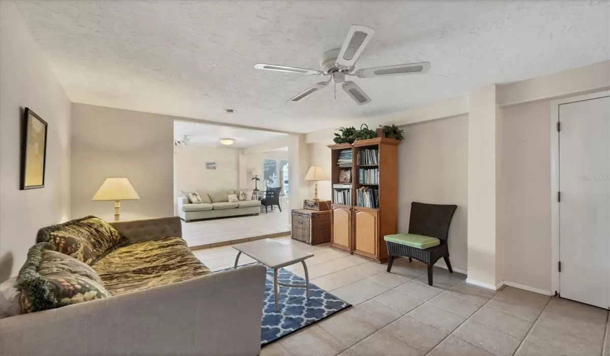 4 Bedrooms Bedrooms, 0 ,3 BathroomsBathrooms,Residential Lease,For Sale,0,D6143527