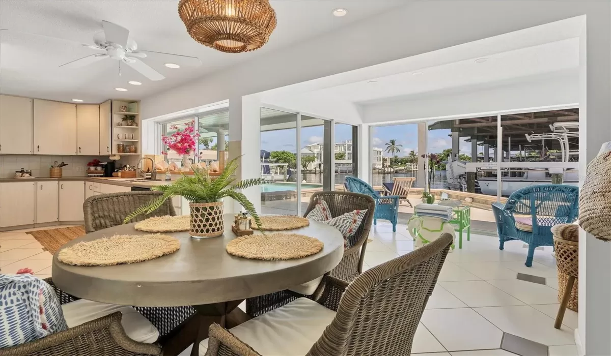 3 Bedrooms Bedrooms, 0 ,4 BathroomsBathrooms,Residential Lease,For Sale,0,D6143530 3 Bedrooms Bedrooms, 0 ,4 BathroomsBathrooms,Residential Lease,For Sale,0,D6143530