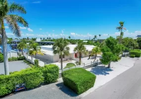 3 Bedrooms Bedrooms, 0 ,4 BathroomsBathrooms,Residential Lease,For Sale,0,D6143530