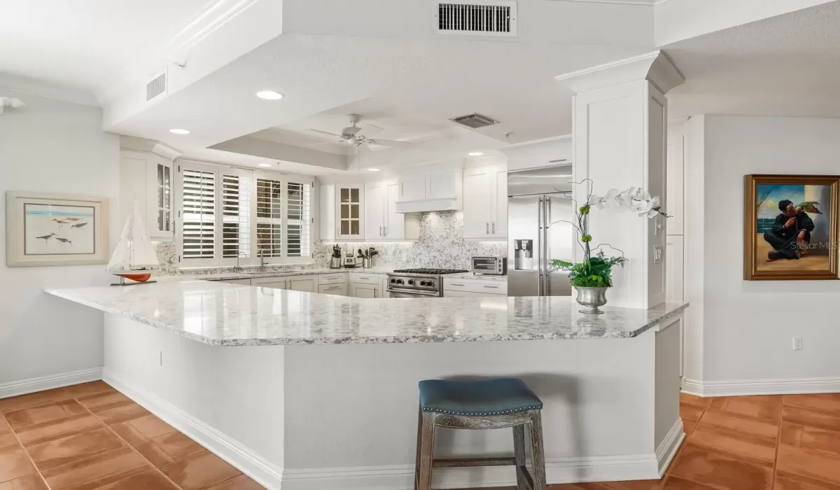 3 Bedrooms Bedrooms, 0 ,3 BathroomsBathrooms,Residential,Pending,0,D6143744