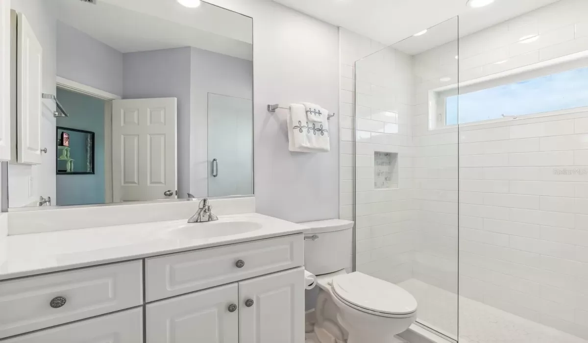 3 Bedrooms Bedrooms, 0 ,3 BathroomsBathrooms,Residential,For Sale,0,D6143838