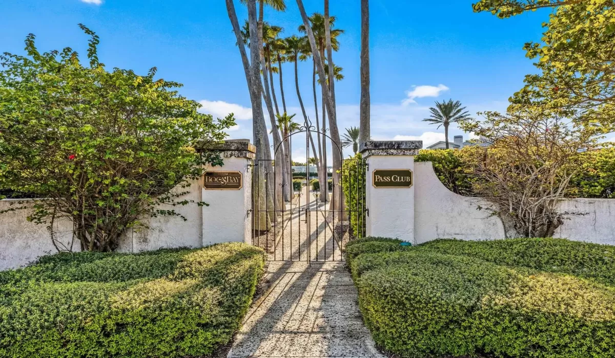 3 Bedrooms Bedrooms, 0 ,3 BathroomsBathrooms,Residential,For Sale,0,D6143838