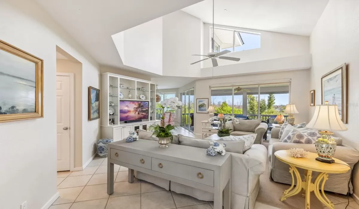3 Bedrooms Bedrooms, 0 ,3 BathroomsBathrooms,Residential,For Sale,0,D6143838