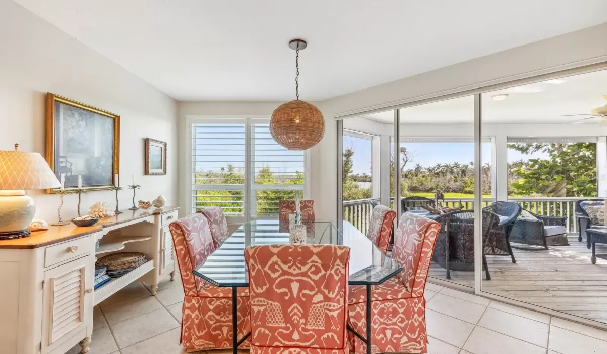 3 Bedrooms Bedrooms, 0 ,3 BathroomsBathrooms,Residential,For Sale,0,D6143838