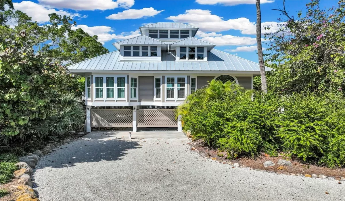 3 Bedrooms Bedrooms, 0 ,3 BathroomsBathrooms,Residential,For Sale,0,D6141118