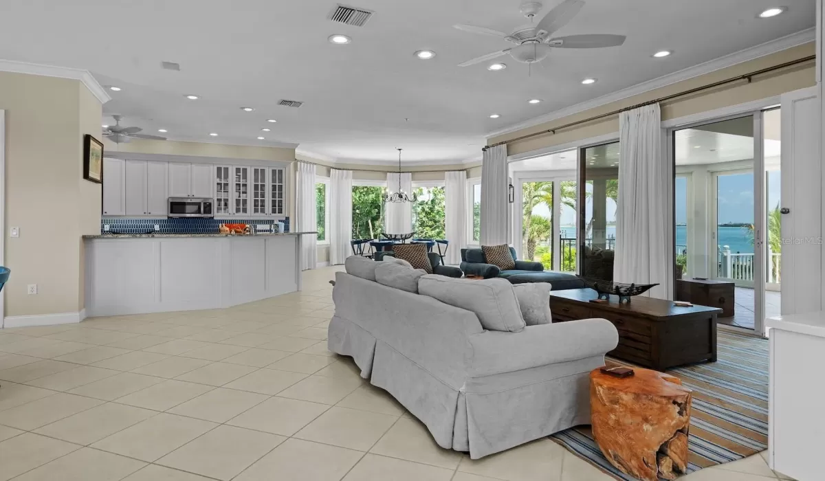 3 Bedrooms Bedrooms, 0 ,3 BathroomsBathrooms,Residential,For Sale,0,D6143682