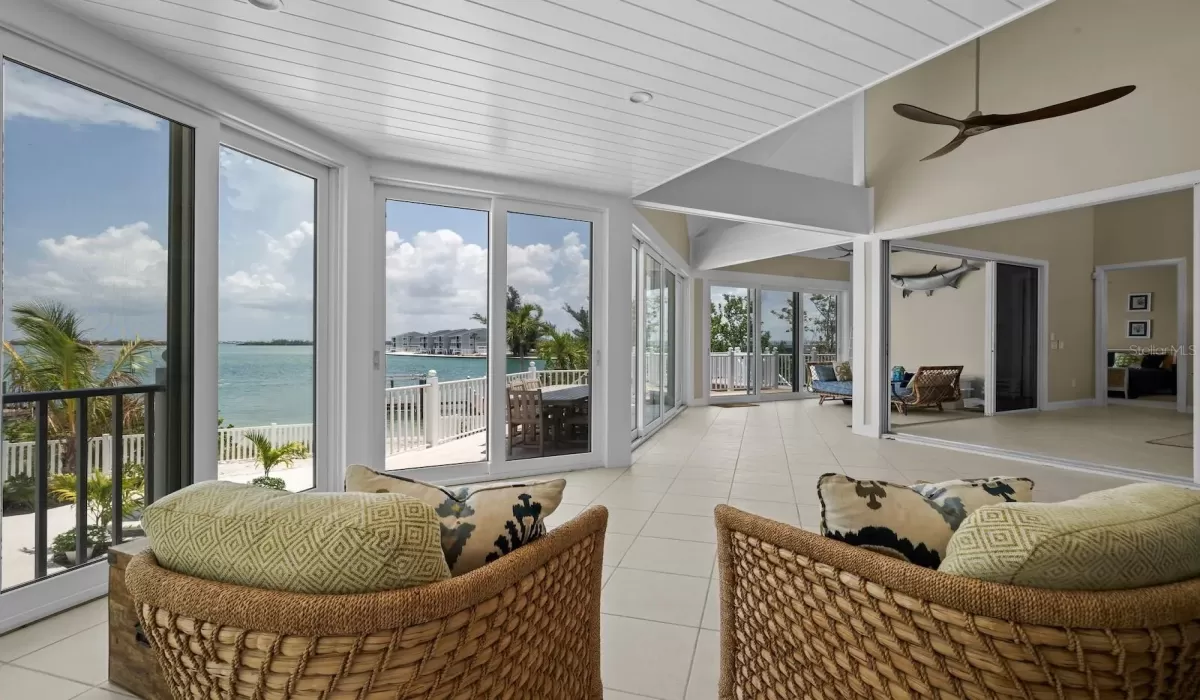 3 Bedrooms Bedrooms, 0 ,3 BathroomsBathrooms,Residential,For Sale,0,D6143682